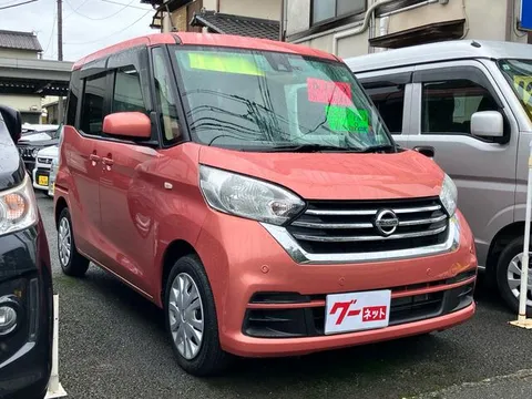 Nissan Dayz Roox