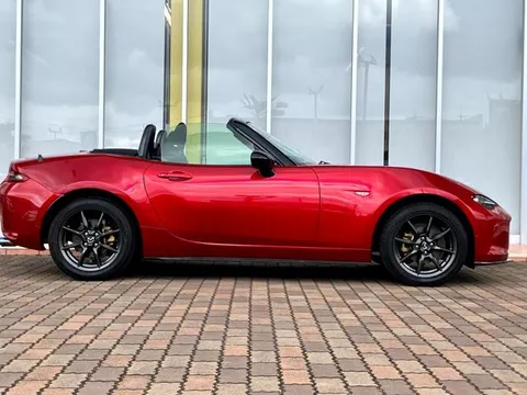 Mazda MX-5 (Roadster)