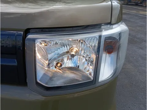 Toyota Pixis Mega