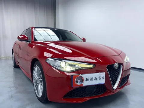 Alfa Romeo Giulia