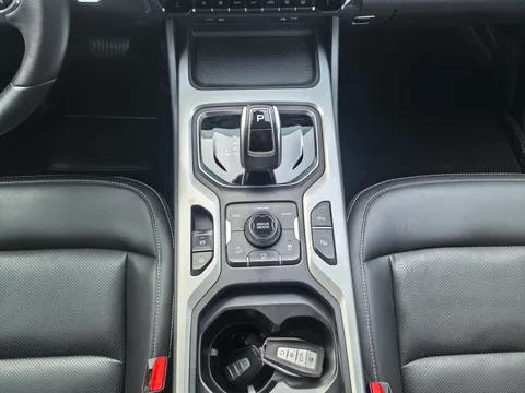 Geely Haoyue