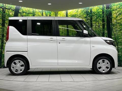 Mitsubishi eK Space