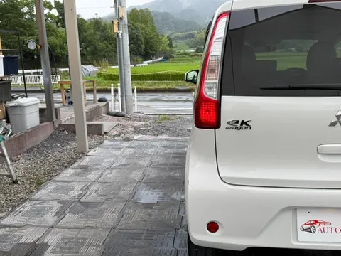 Mitsubishi eK Wagon