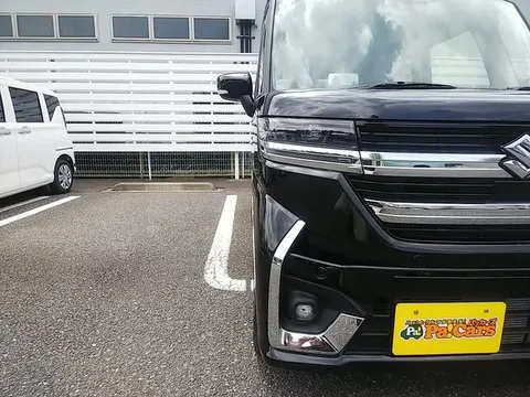 Suzuki Spacia Custom