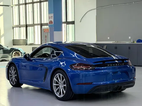 Porsche 718