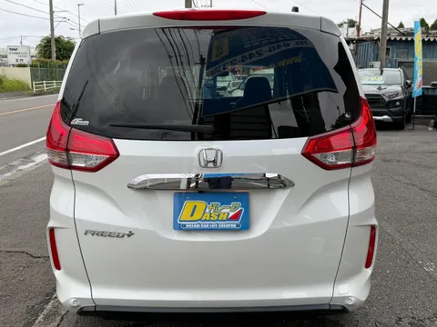 Honda Freed Plus