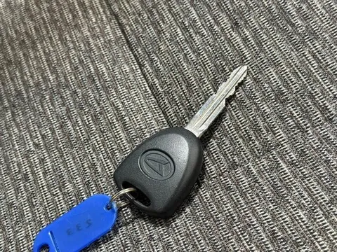 Daihatsu Mira Tocot