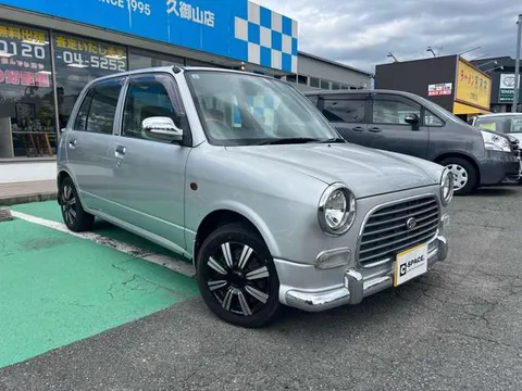 Daihatsu Mira Gino