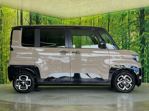 Mitsubishi Delica Mini