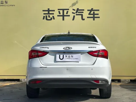Chery Arrizo 5