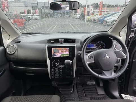 Mitsubishi eK Custom