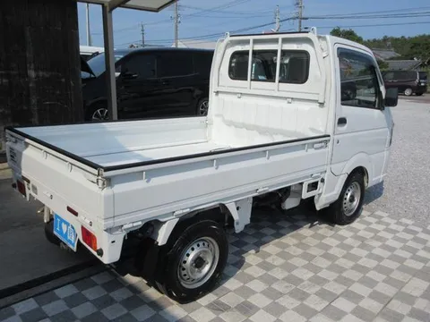 Nissan Clipper Truck