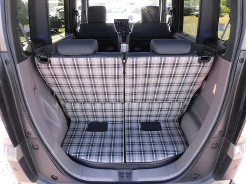 Honda N-BOX Joy