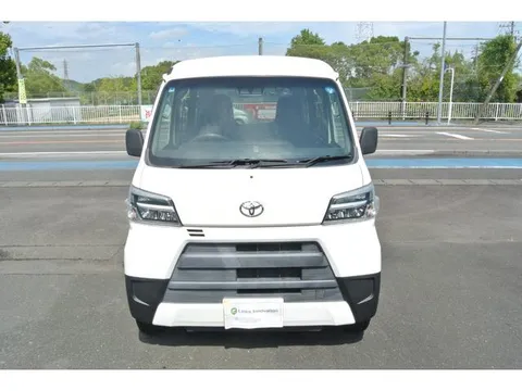 Toyota Pixis Van