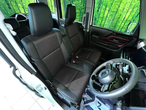 Suzuki Spacia Custom