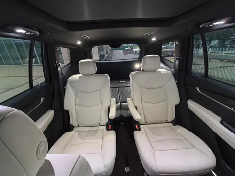 Cadillac XT6