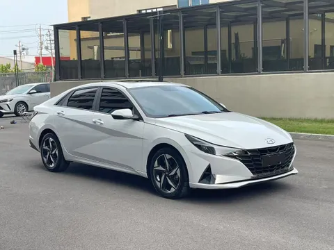 Hyundai Elantra (Avante)