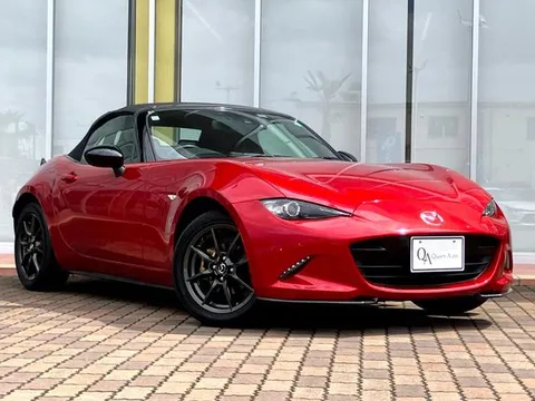 Mazda MX-5 (Roadster)