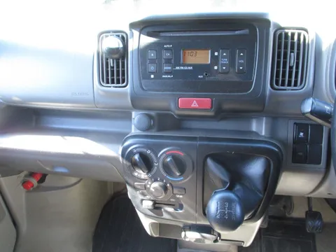 Nissan Clipper
