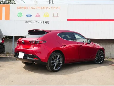 Mazda MAZDA3 Fastback