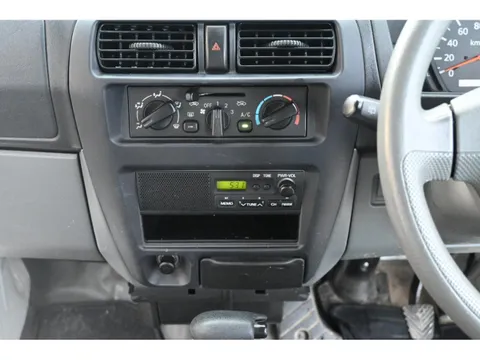 Mitsubishi Minicab Van