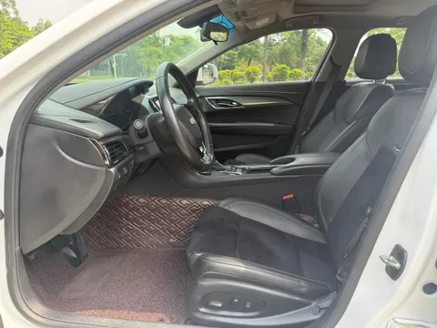 Cadillac ATS-L