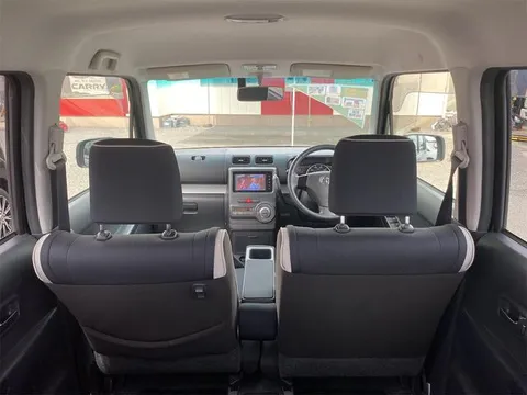 Toyota Pixis Space