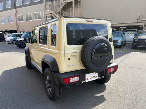 Suzuki Jimny Nomade