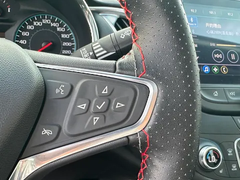 Chevrolet Malibu XL