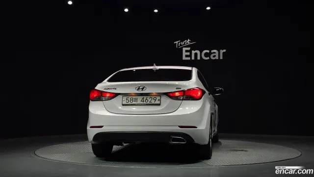 Hyundai Elantra (Avante)