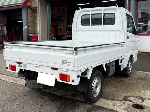 Mazda Scrum Truck
