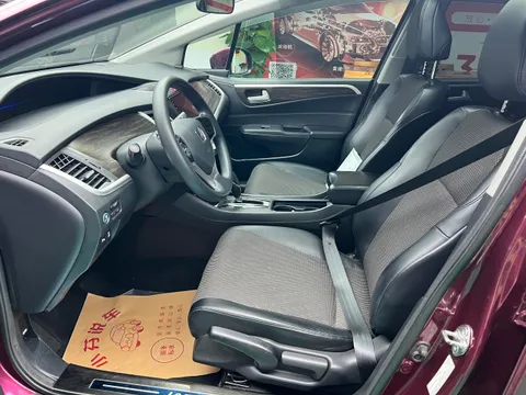 Honda Jade