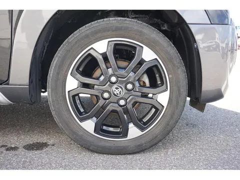 Toyota Pixis Joy