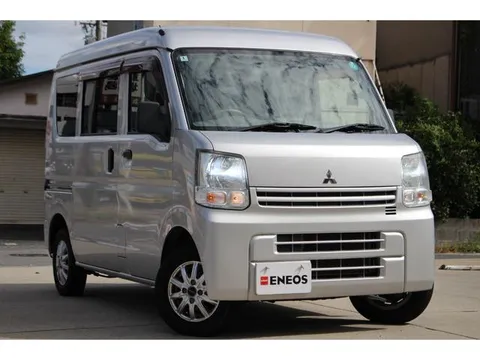 Mitsubishi Minicab Van