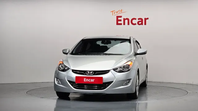 Hyundai Elantra (Avante)