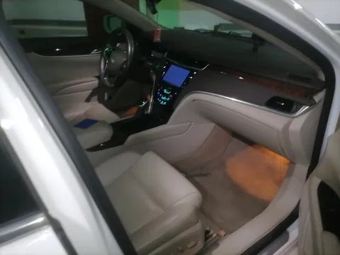 Cadillac XTS