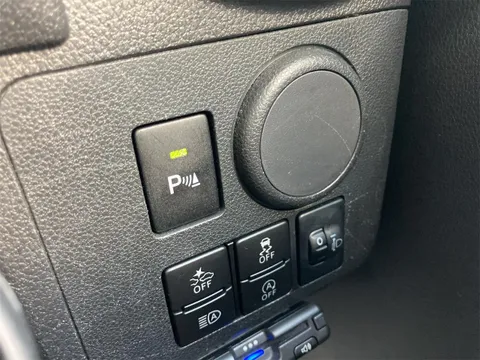 Daihatsu Mira Tocot