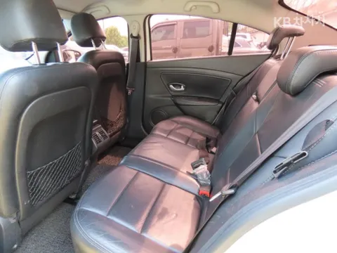 Renault SM3