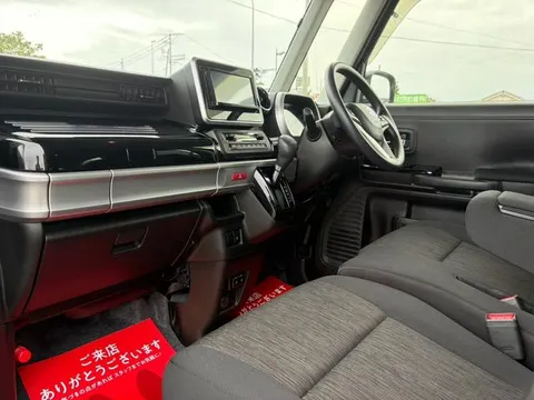 Suzuki Spacia Custom