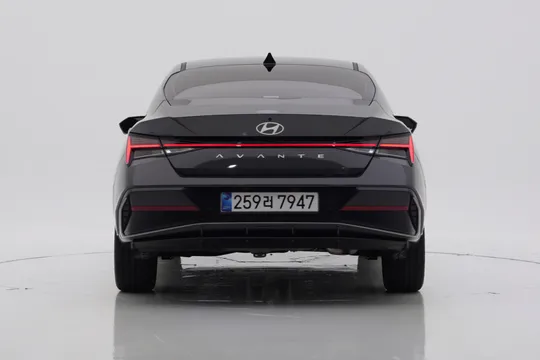 Hyundai Elantra (Avante)