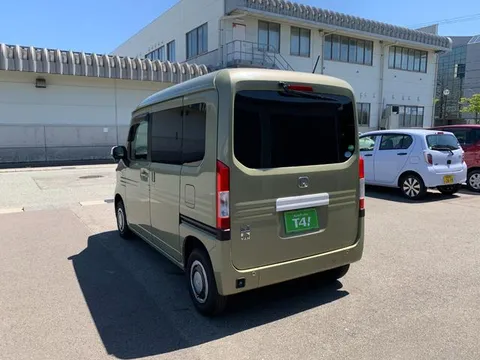 Honda N-VAN Plus Style
