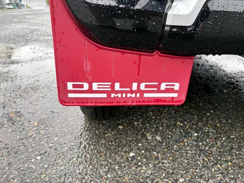 Mitsubishi Delica Mini