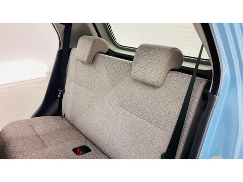 Daihatsu Mira Tocot