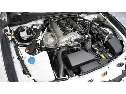 Mazda MX-5 (Roadster)
