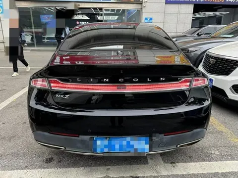 Lincoln MKZ