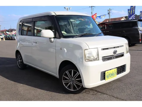 Toyota Pixis Space