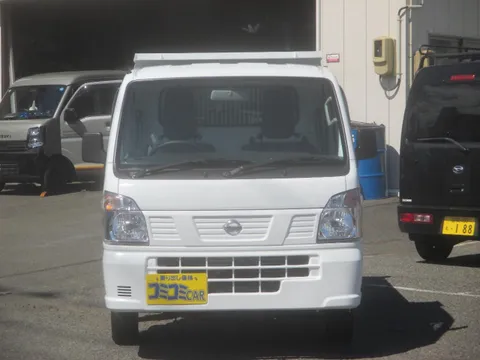 Nissan Clipper Truck