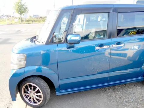Honda N-BOX Plus Custom
