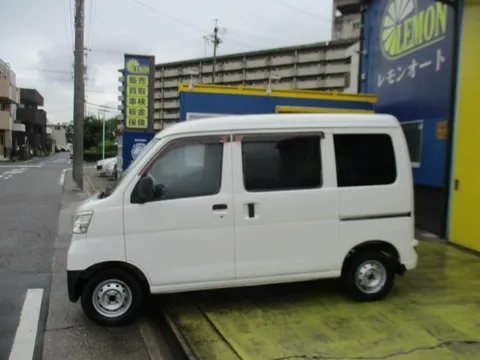 Subaru Sambar Van