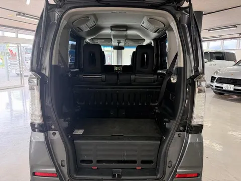 Honda N-BOX Plus Custom